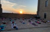 Yoga al tramonto 2024